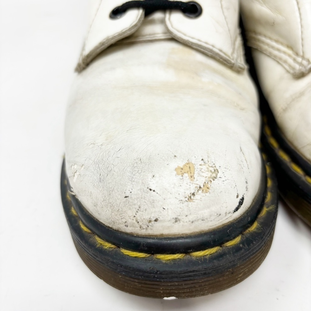 DOC MARTENS Women’s White 1460 Smooth Leather 8-Eye Boots Distressed Size W9 - Picture 6 of 13